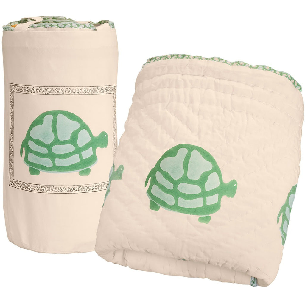 Organic Green Turtle Quilt - Naayabymoonlight